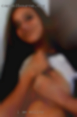 I am open minded and in Molino love to have fun..