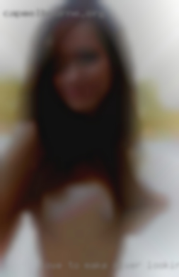 Love to River looking for threesomes make other happy.